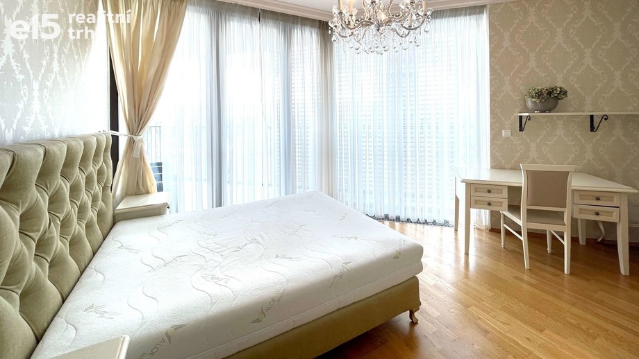 Pronájem bytu 2+kk 87 m², Praha 3