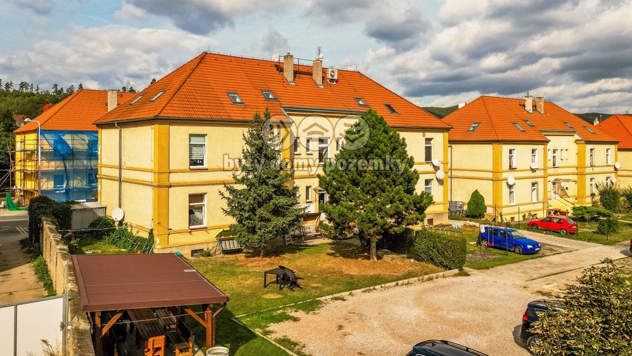Prodej byty 1+kk, 24 m² - Králův Dvůr - Počaply