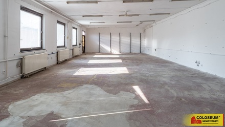 Prodej kanceláře 207 m², Hrabětice