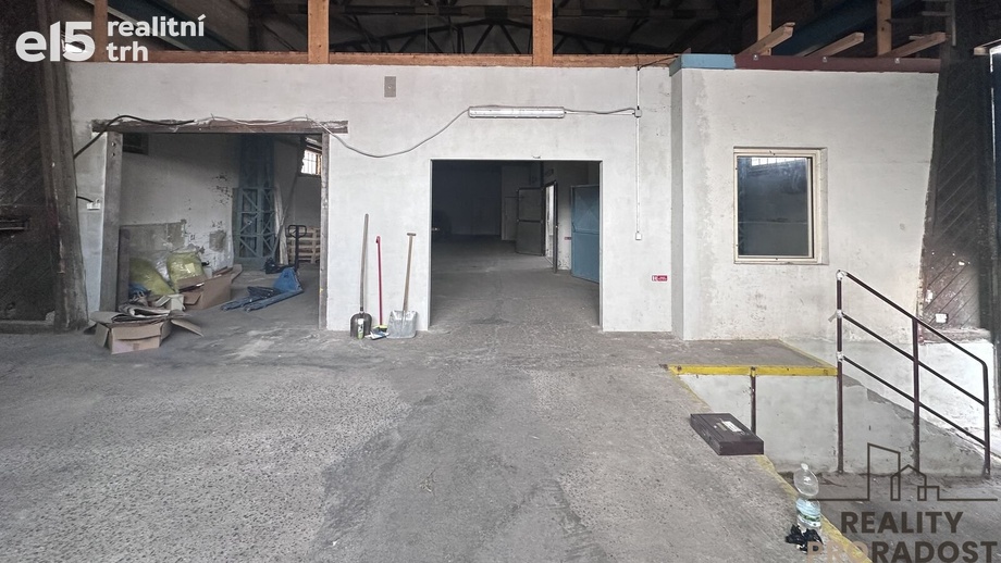 Pronájem skladu 280 m², Blansko