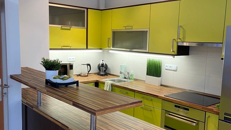 Pronájem byty 2+kk, 62 m² - Přezletice