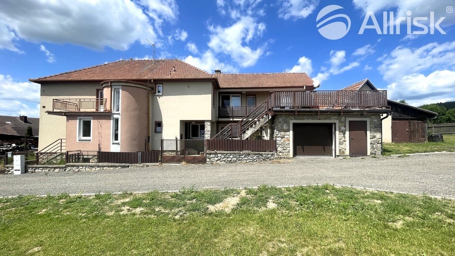 Prodej vícegenerační dům, 370 m² - Horní Loučky