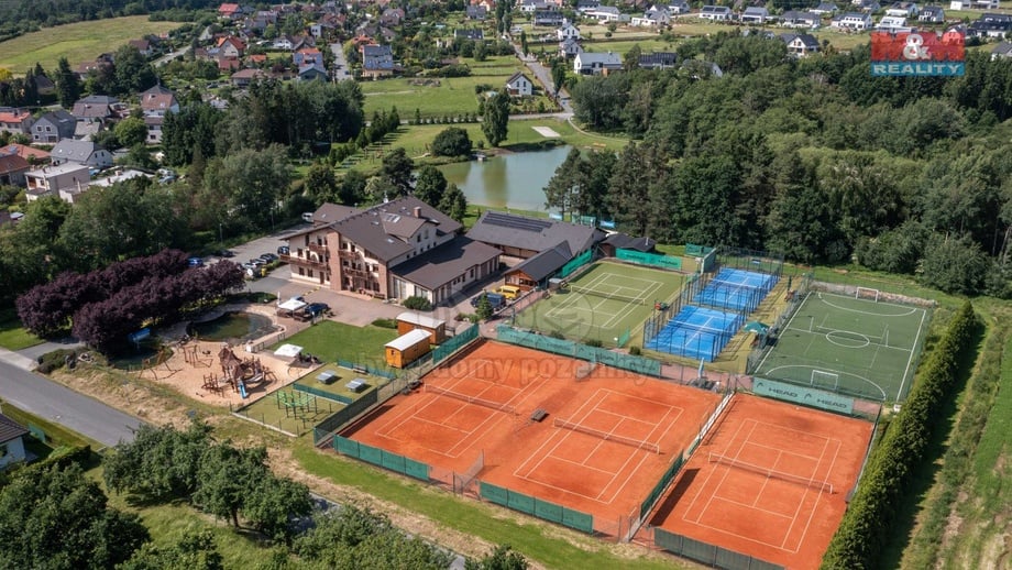 Pronájem restaurace, 645 m² - Letkov