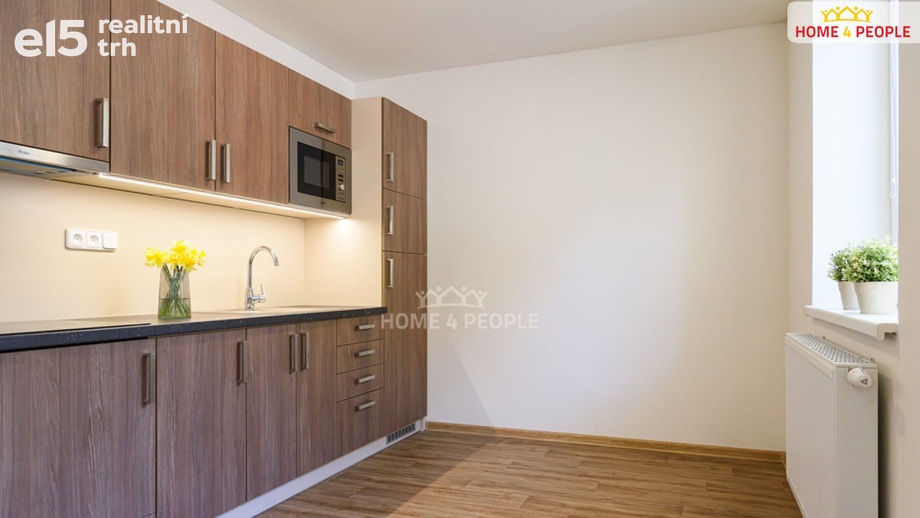 Prodej bytu 2+kk 45 m², Všemina