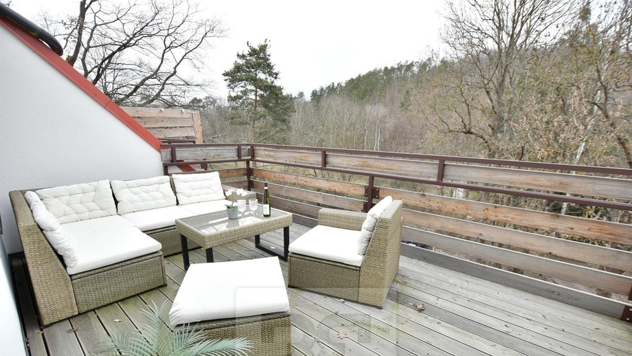 Prodej byty 2+kk, 66 m² - Čím