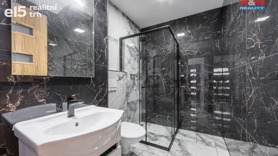 Prodej bytu 2+1 48 m², Horní Slavkov