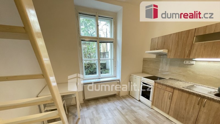 Pronájem byty 1+kk, 22 m² - Praha - Smíchov