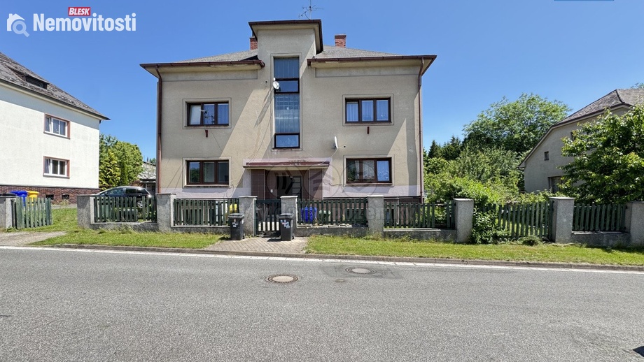 Prodej činžovního domu 214 m², Červený Kostelec