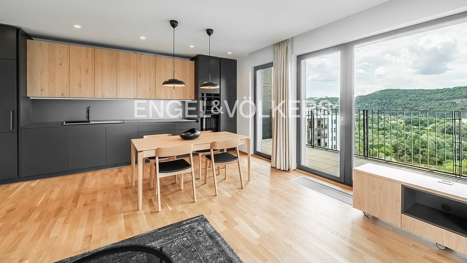 Pronájem byty 4+kk, 105 m² - Praha - Modřany