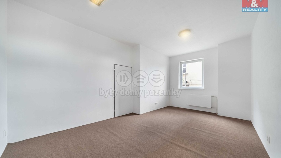 Pronájem byty 1+kk, 51 m² - Strašice