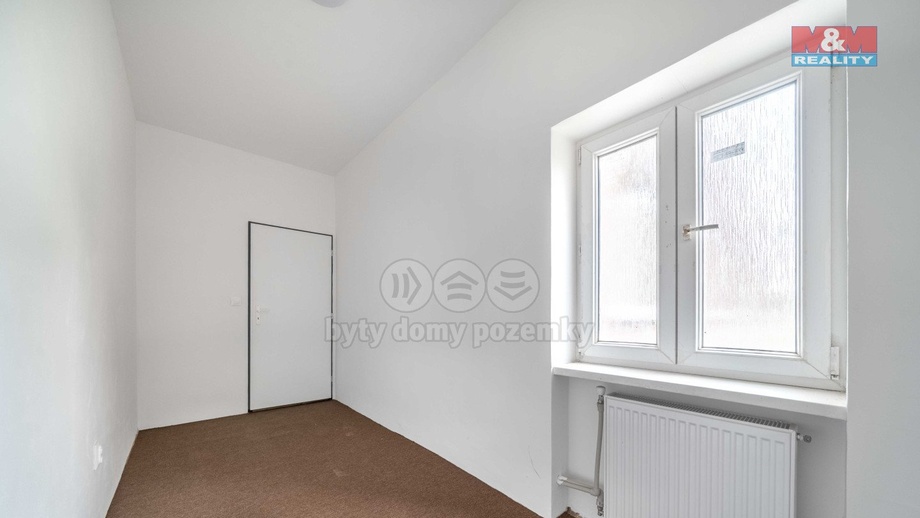 Pronájem bytu 2+kk 56 m², Strašice