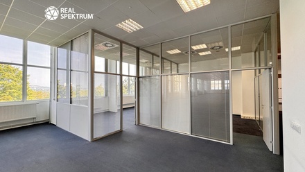Pronájem kanceláře 626 m², Brno - Královo Pole