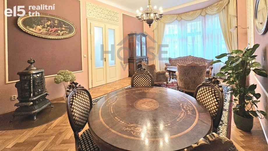 Prodej bytu 2+1 81 m², Praha - Nové Město