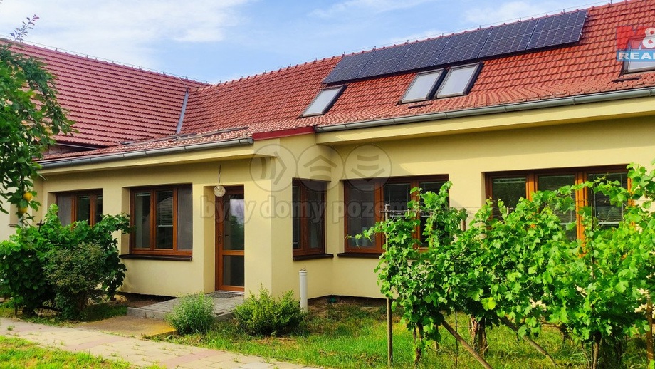 Prodej rodinné domy, 263 m² - Šumice
