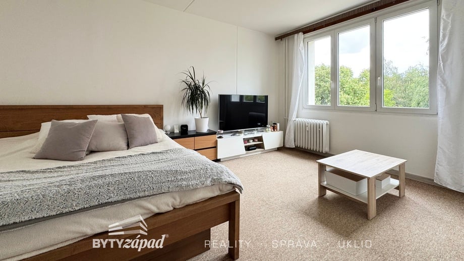 Pronájem byty 2+kk, 36 m² - Plzeň - Jižní Předměstí