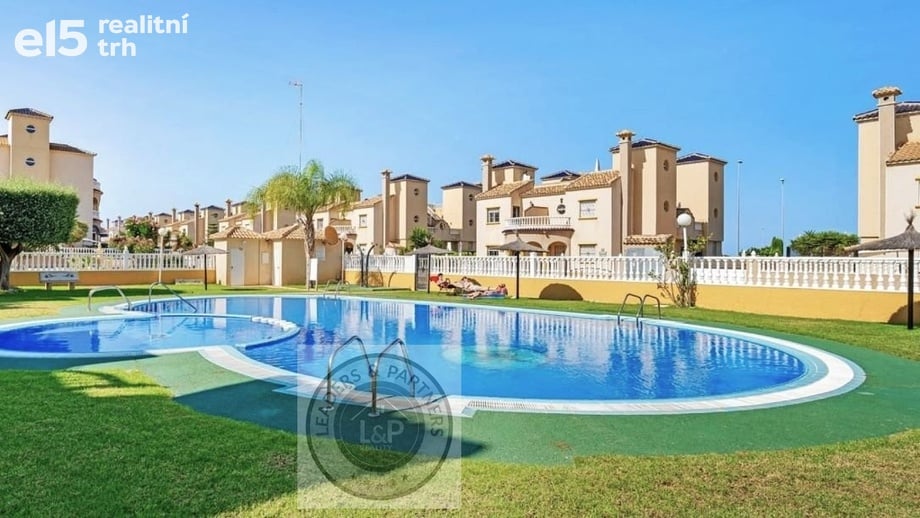 Prodej bytu 3+kk 65 m², Cabo Roig, Španělsko
