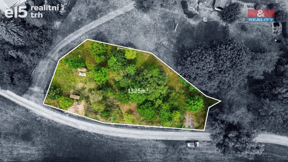 Prodej komerčního pozemku 1 325 m², Broumy