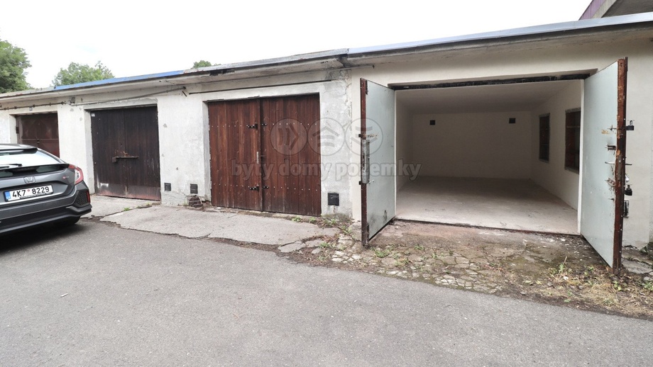 Prodej garáže, 30 m² - Ostrov