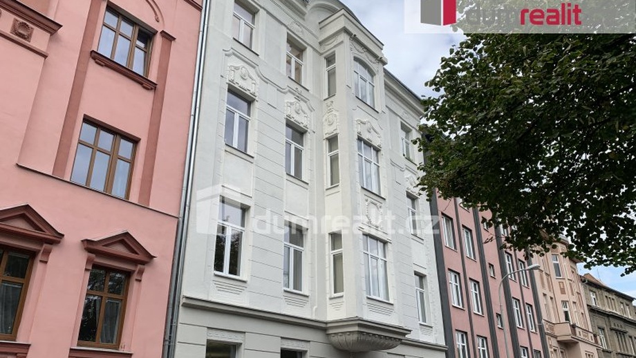 Pronájem byty 2+kk, 62 m² - Ústí nad Labem - Klíše