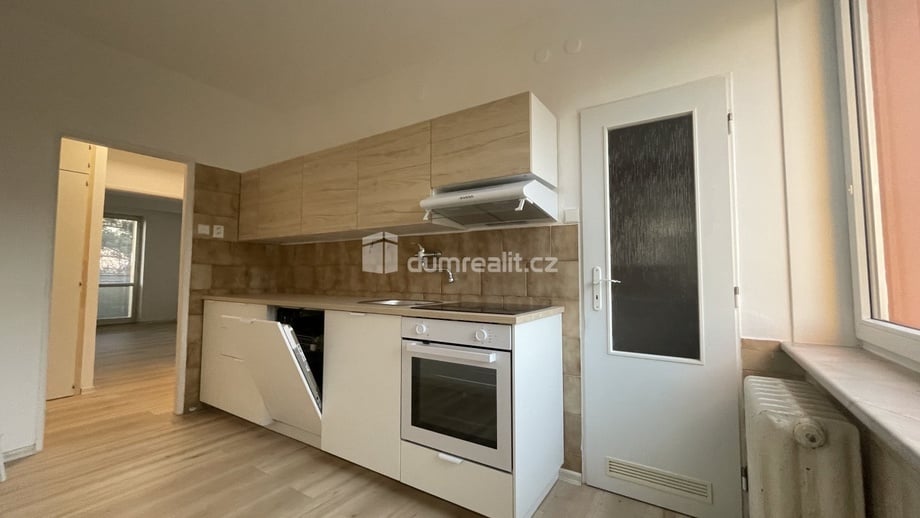 Pronájem bytu 3+1 75 m², Opava (nečleněná část města)