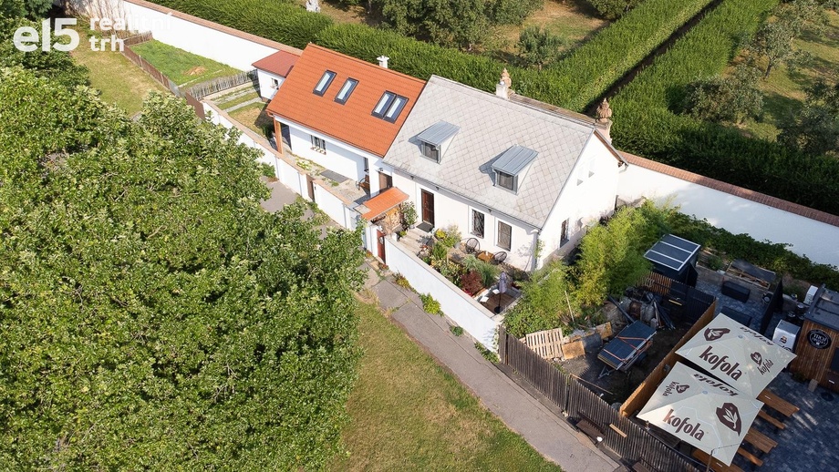 Prodej rodinného domu 93 m², Praha 7, Troja