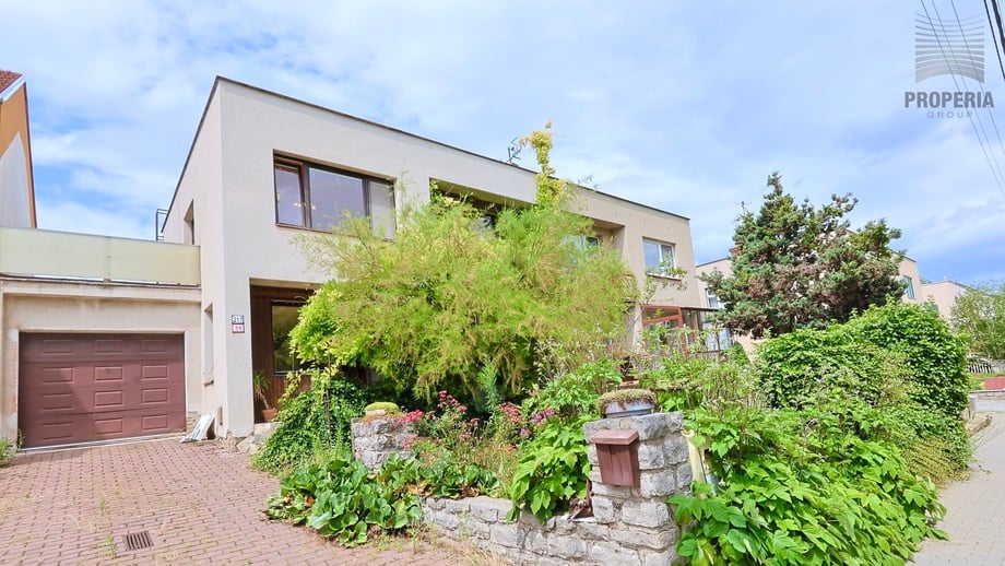 Prodej rodinné domy, 388 m² - Moravany