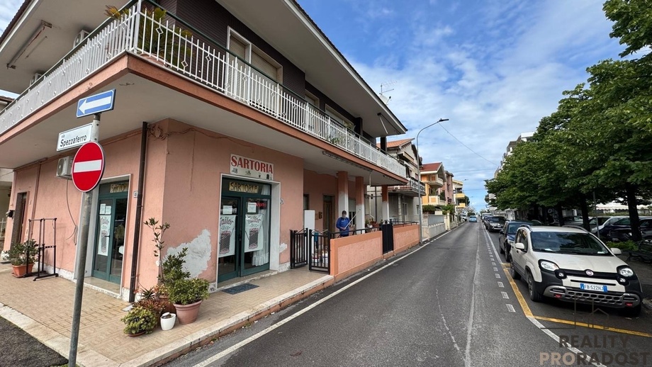 Prodej bytu 3+kk 100 m²