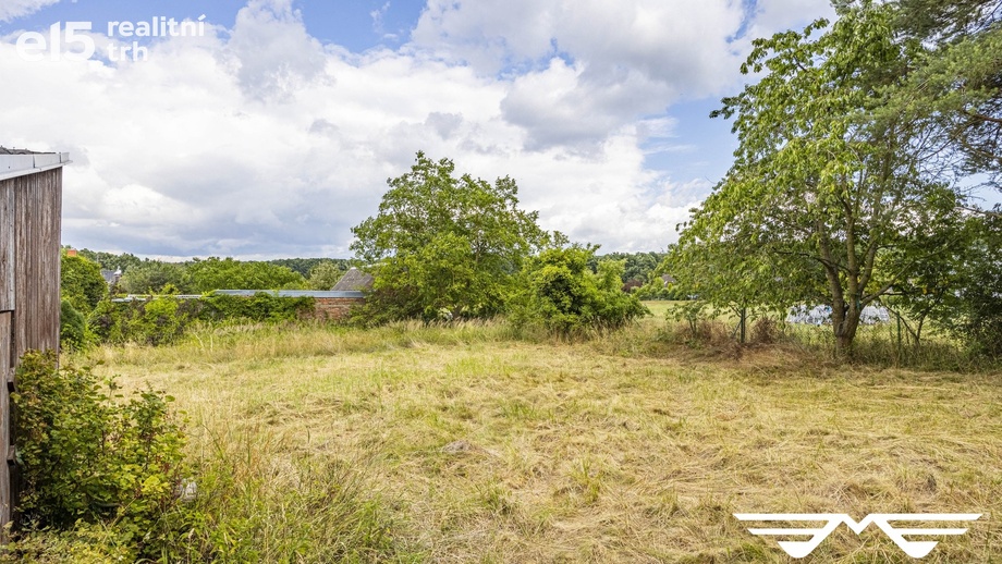 Prodej stavebního pozemku 1 093 m², Kostelec u Heřmanova Městce