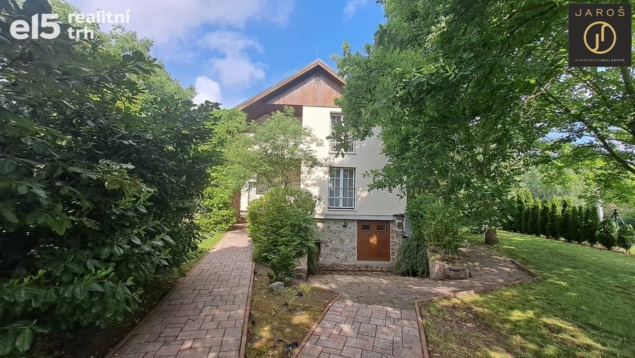 Prodej rodinného domu 350 m², Karlovy Vary - Tašovice