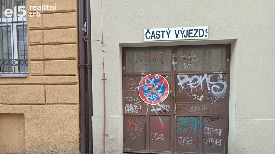 Pronájem garáže 15 m², Praha 5