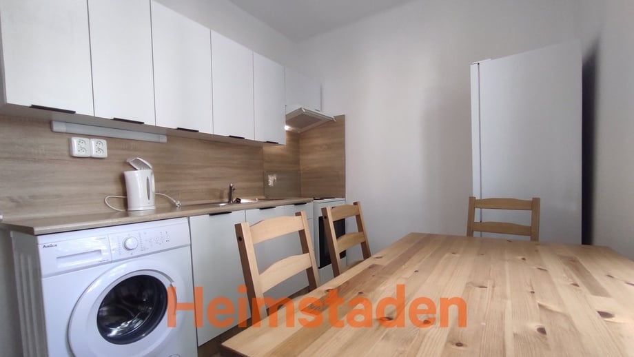 Pronájem byty 2+1, 49 m² - Karviná - Nové Město