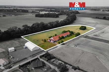 Prodej komerčního pozemku 34 314 m², Třebosice