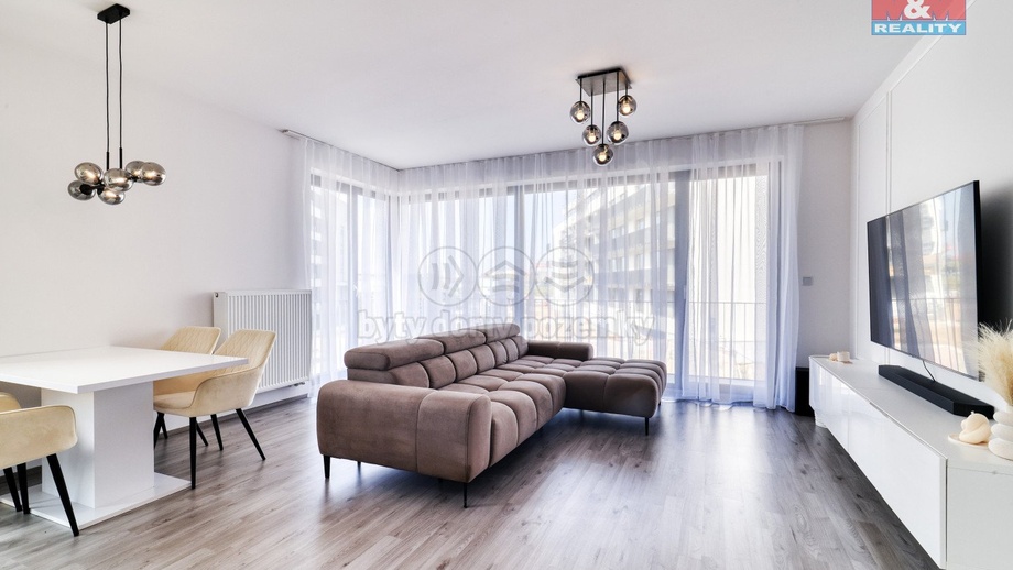 Pronájem byty 2+kk, 90 m² - Plzeň - Jižní Předměstí