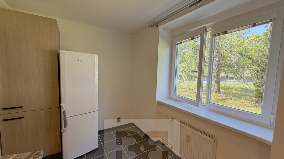 Pronájem byty 1+1, 30 m² - Neratovice
