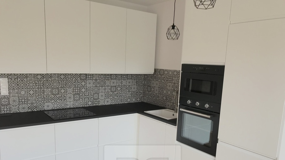 Pronájem byty 2+kk, 50 m² - Praha - Michle