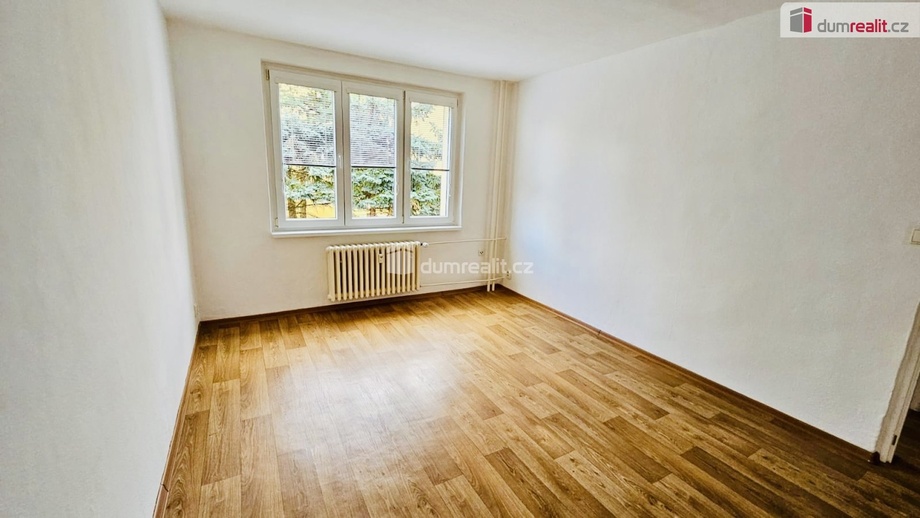 Pronájem bytu 2+1 52 m², Benešov