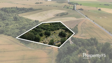 Prodej komerčního pozemku 15 944 m², Velká Dobrá