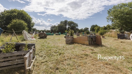 Prodej komerčního pozemku 15 944 m², Velká Dobrá