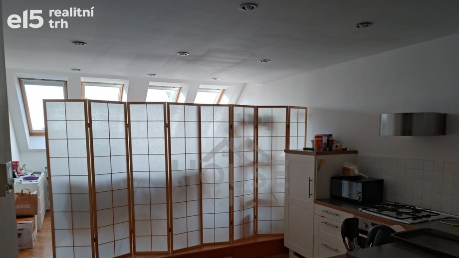 Pronájem bytu 3+kk 71 m², Praha - Žižkov