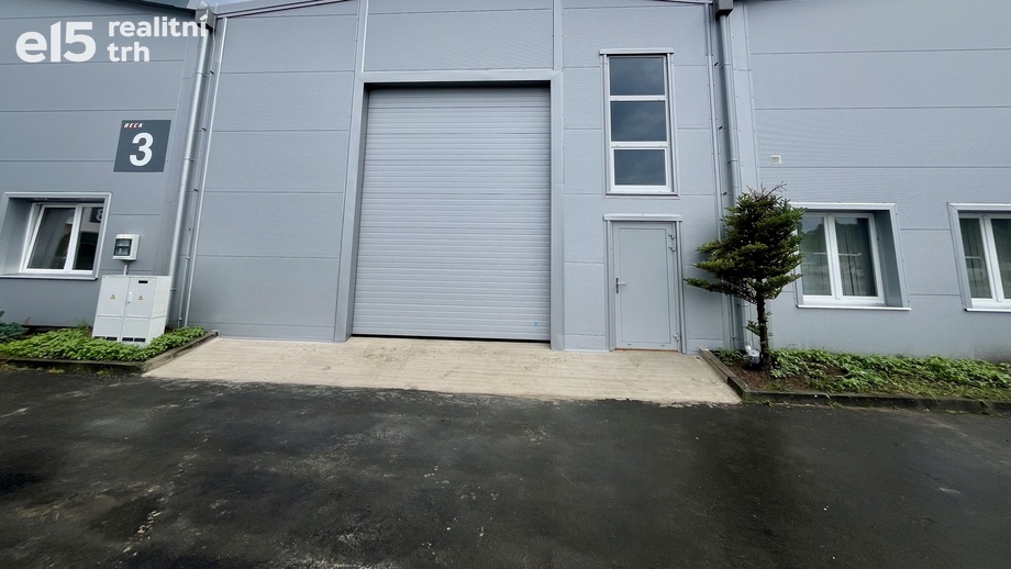 Pronájem skladu 440 m², Mělník
