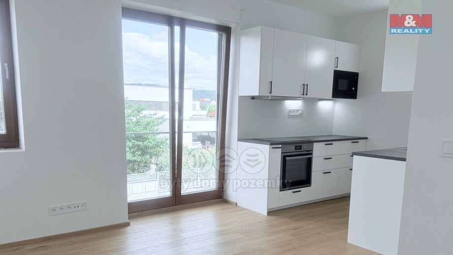Pronájem byty 2+1, 70 m² - Černošice
