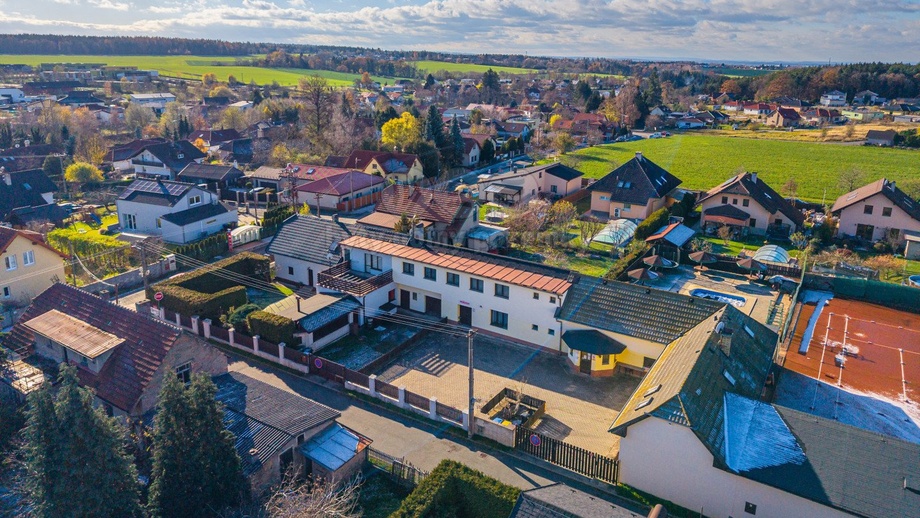 Prodej obchodní prostory, 650 m² - Babice