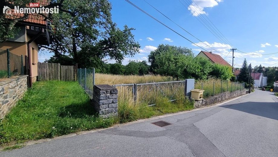 Prodej stavebního pozemku 977 m², Habrůvka