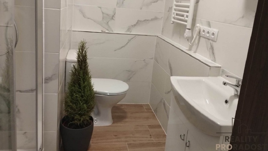 Prodej byty 2+1, 48 m² - Břeclav