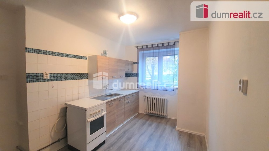 Pronájem byty 2+1, 54 m² - Kolín II