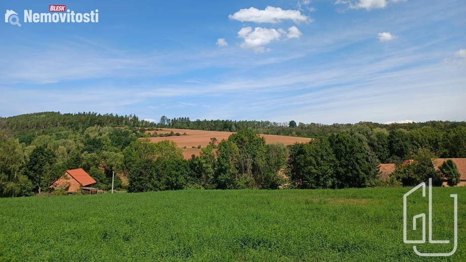 Prodej stavebního pozemku 1 500 m², Vlkov