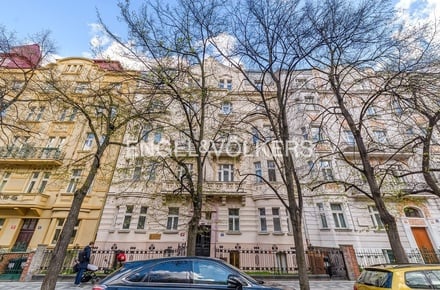 Pronájem kanceláře 73 m², Praha - Bubeneč