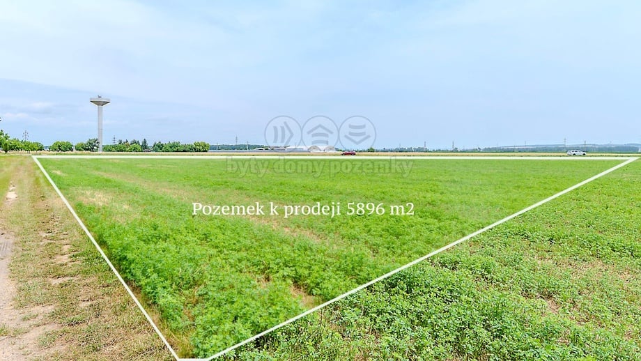 Prodej pozemky pro bydlení, 5 896 m² - Chropyně