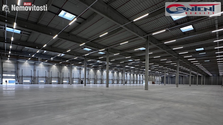 Pronájem skladu 10 000 m², Lovosice