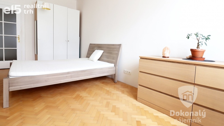 Pronájem bytu 2+kk 49 m², Praha - Strašnice